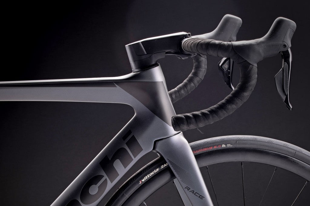 Bianchi Oltre Race 105 DI2 Karbon Yol Bisikleti 2026 YTB37