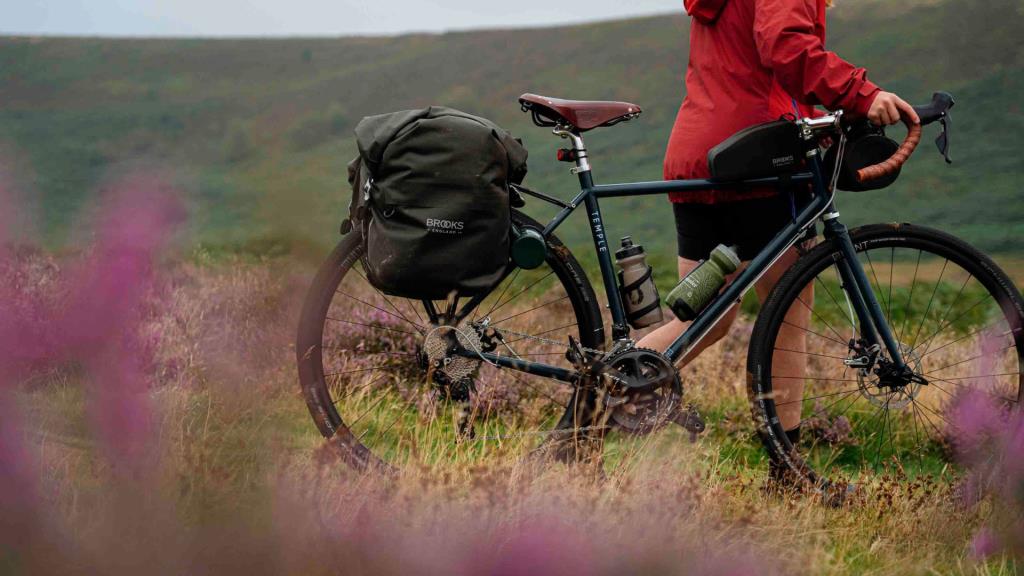 Brooks Scape Pannier Large Arka Bagaj Çantası Siyah