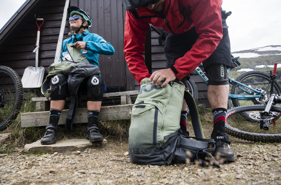 Evoc Trail Pro 10 Sırt Çantası Yeşil S/M