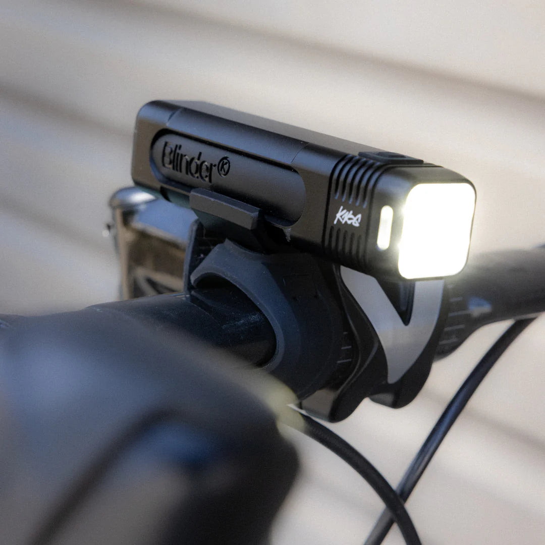 Knog Blinder 1000 Usb Şarjlı Ön Far Aydınlatma 13458 FAR-243