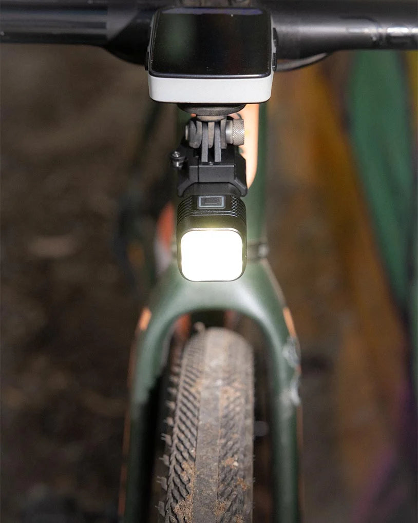 Knog Blinder 1400 & R-150 Usb Şarjlı Ön Arka Bisiklet Aydınlatma Seti FST-418