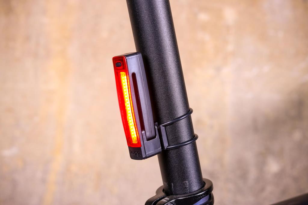 Knog Blinder Plus Usb Şarjlı Bisiklet Arka Lambası STP-212