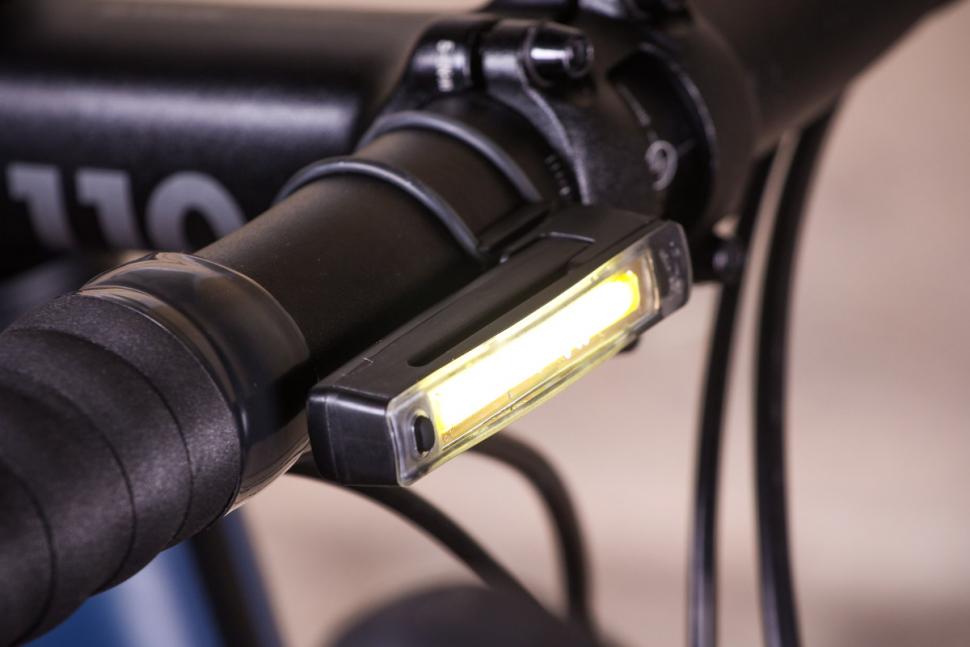 Knog Blinder Plus USB аккумуляторная передняя фара для велосипеда FAR-220