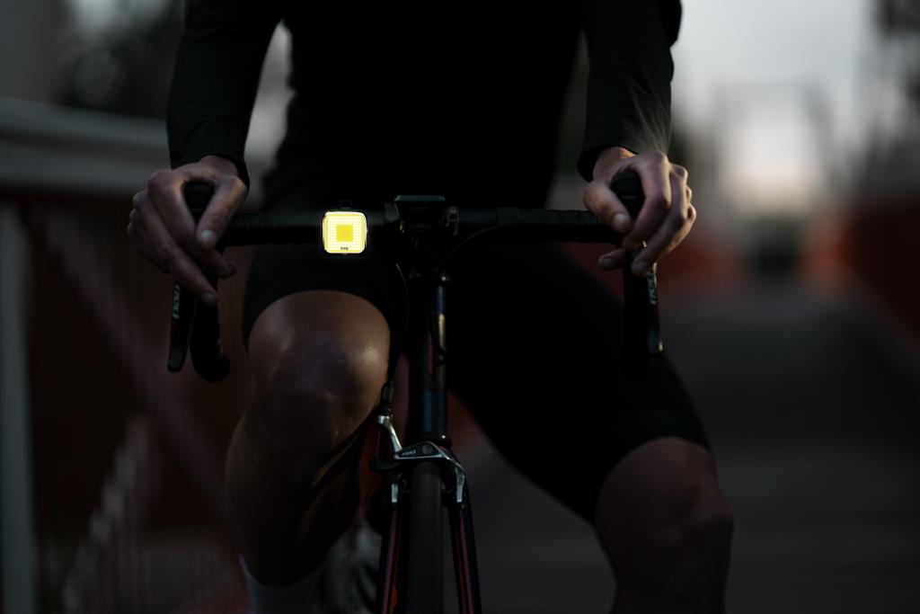 Knog Blinder Square Usb Rechargeable Bicycle Front Light FAR-229