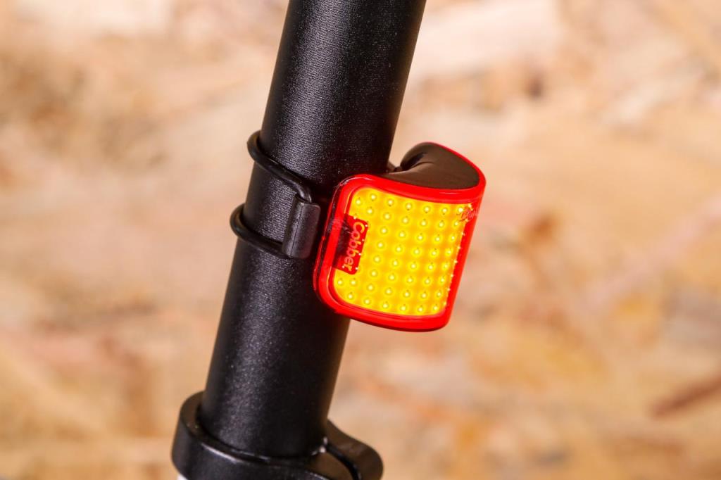 Knog Lil Cobber USB аккумуляторный задний фонарь для велосипеда 50 люмен STP-211