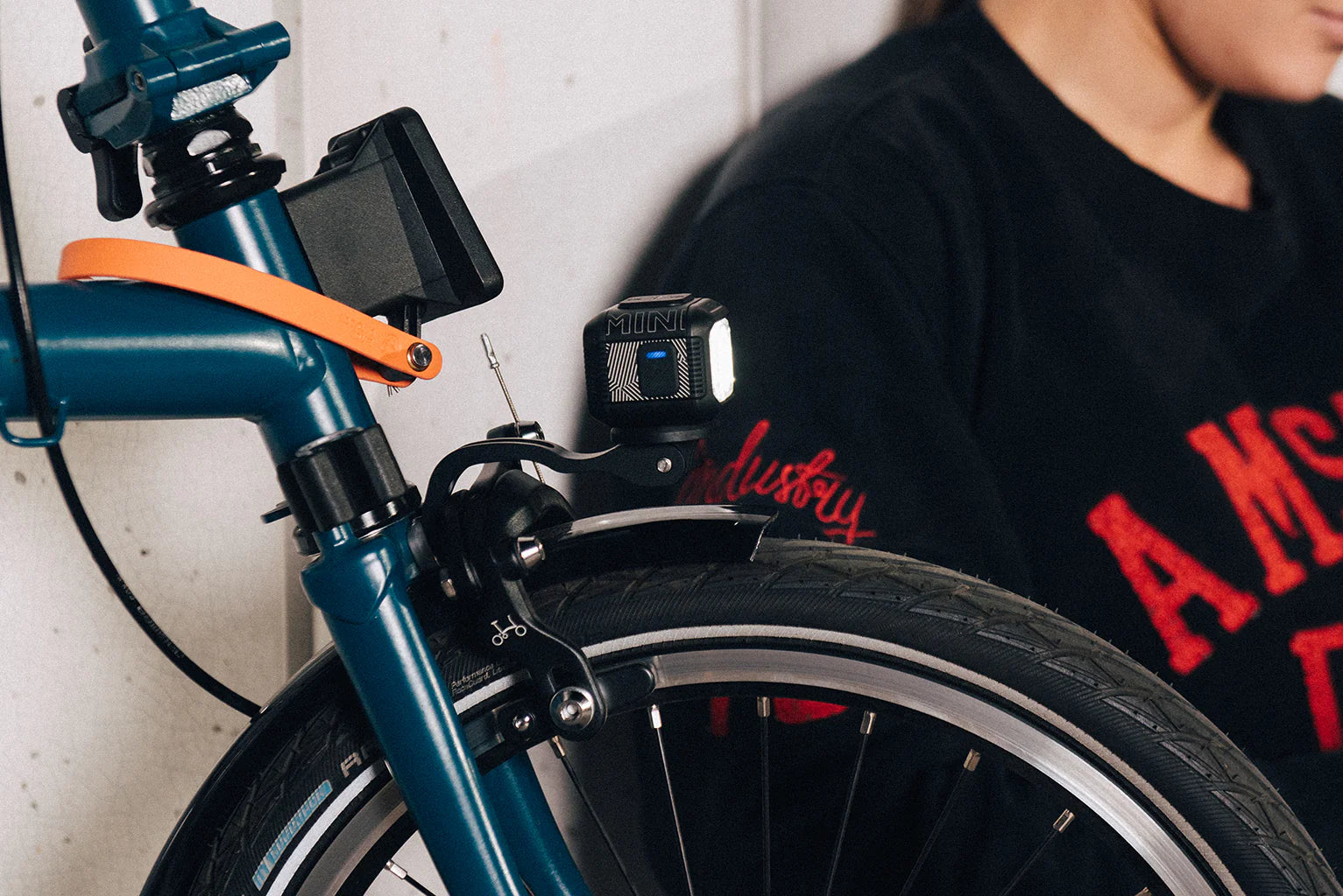 Moon Titan Mini 700 Lümen Usb Şarjlı Ön Aydınlatma