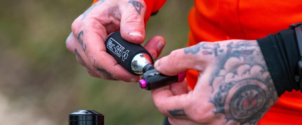 Muc-Off Compressed air cartridge CO2 Tube 16gr(20120)