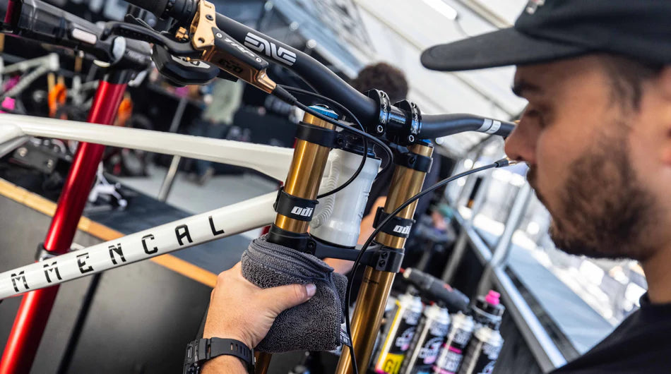 Muc-Off Silky Suspension Сыворотка-суспензия Сыворотка-суспензия Silky 100 мл