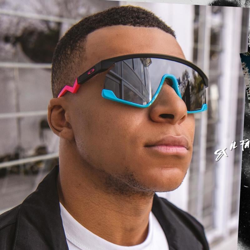 Oakley BXTR Sunglasses 928007 Trans Lilac Prizm Road