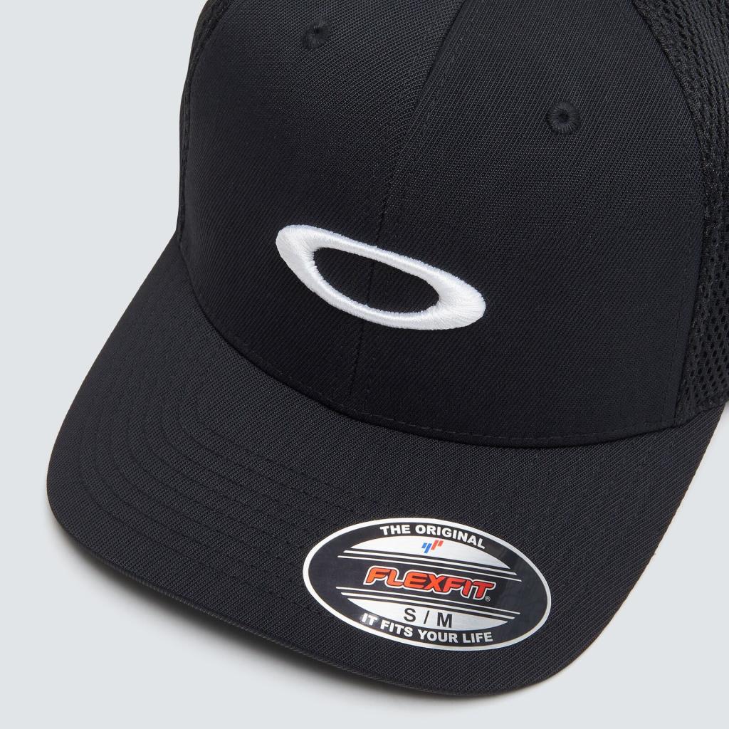Кепка Oakley Ellipse Mesh FOS900835 в разных цветах
