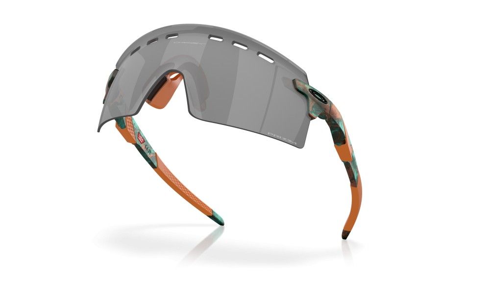 Солнцезащитные очки Oakley Encoder Strike Vented 923515 Матовая медная патина Prizm Черные