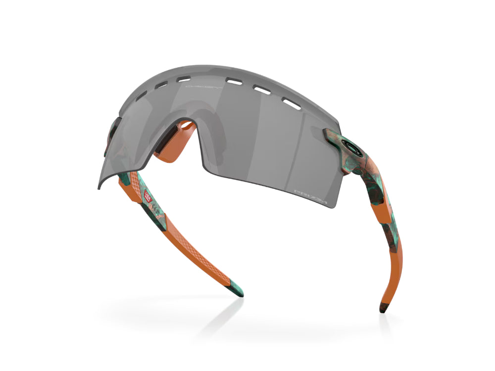 Солнцезащитные очки Oakley Encoder Strike Vented 923515 Матовая медная патина Prizm Черные