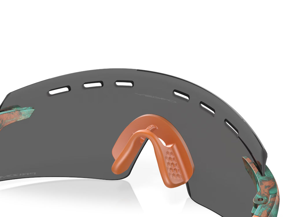 Солнцезащитные очки Oakley Encoder Strike Vented 923515 Матовая медная патина Prizm Черные