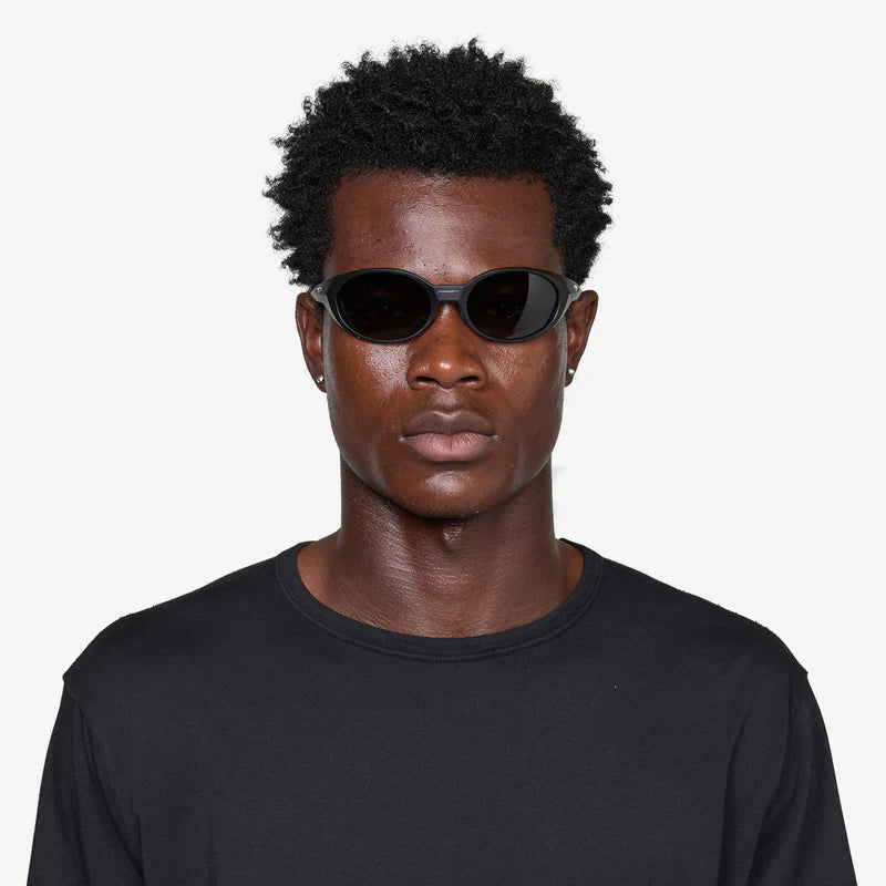 Солнцезащитные очки Oakley EYEJACKET REDUX 943801, матово-чёрные, призматические, серые, 58, Ekartman