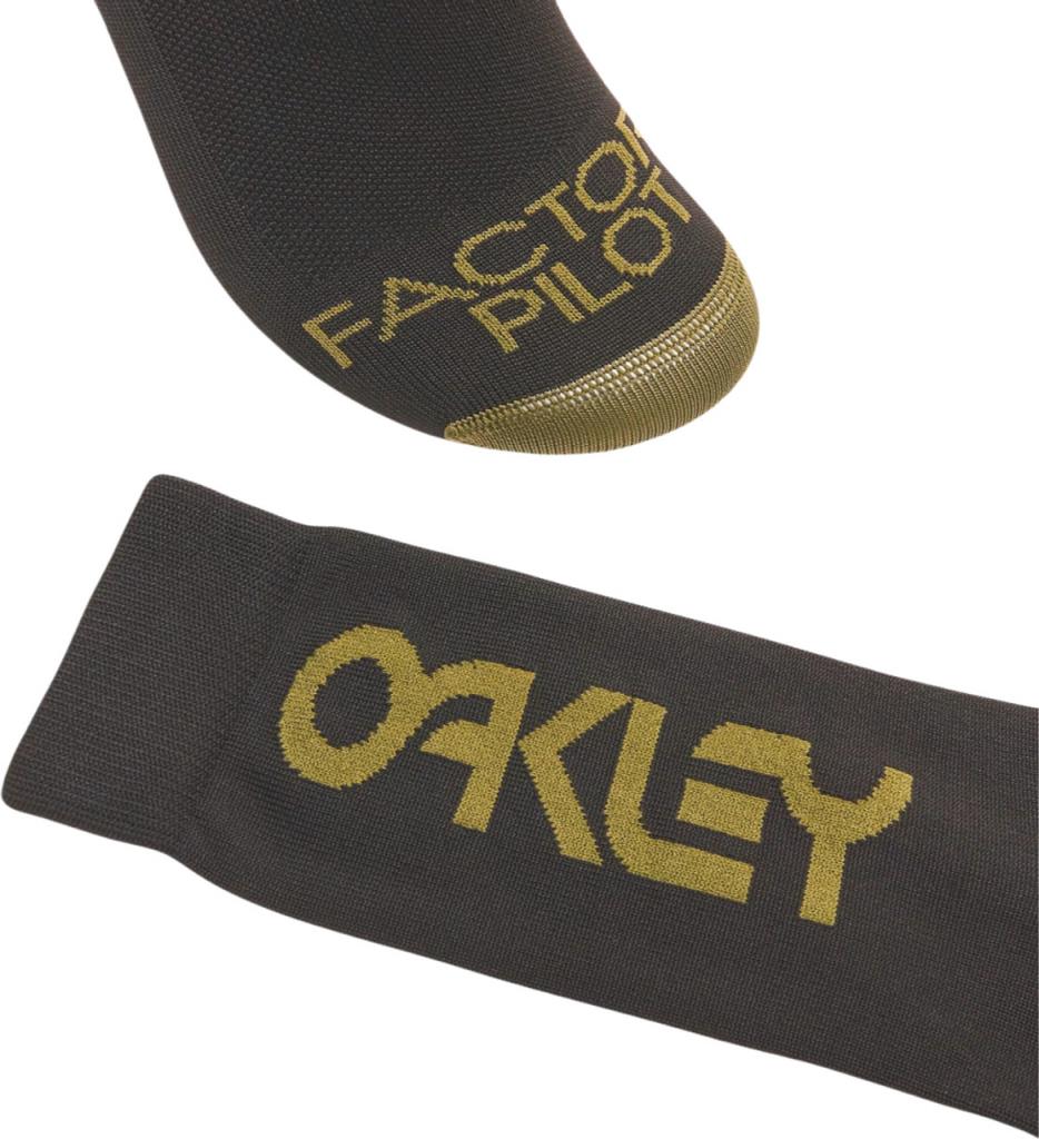 Носки для велоспорта Oakley Factory Pilot FOS900880 9BN, черные, новые, с темной кистью