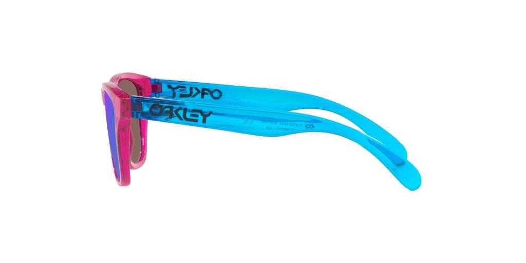 Детские солнцезащитные очки Oakley FrogSkins XXS J900904 кислотно-розовые Prizm с сапфировым стеклом