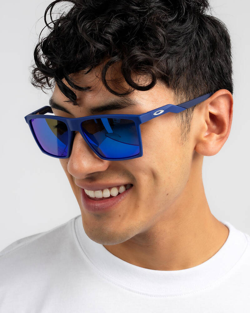 Солнцезащитные очки Oakley Futurity Sun 948203 Satin Ocean Blue Prizm Sapphire