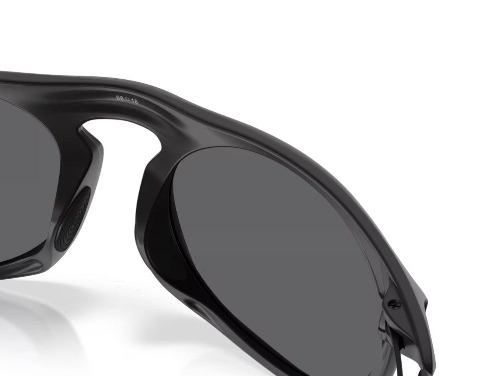 Oakley Neo Jacket Metal Güneş Gözlüğü 406501 Matte Black Prizm Black