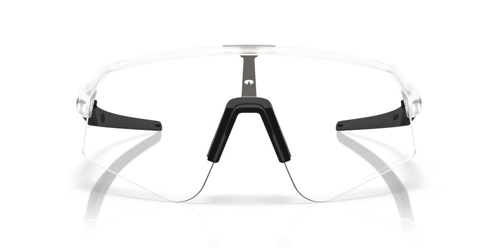 Oakley Sutro Lite Sweep Photochromic Güneş Gözlüğü 946539 Matte Clear Photochromic