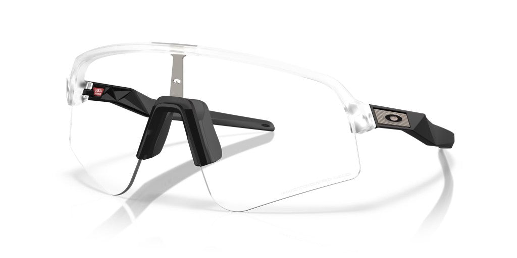 Oakley Sutro Lite Sweep Photochromic Güneş Gözlüğü 946539 Matte Clear Photochromic
