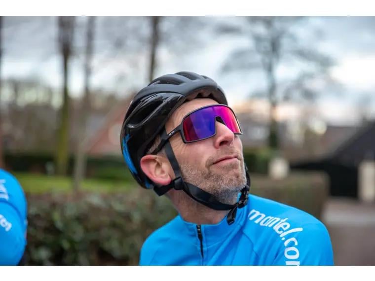 Солнцезащитные очки Oakley Sutro S для велоспорта, полированные черные Prizm Road Black 946201