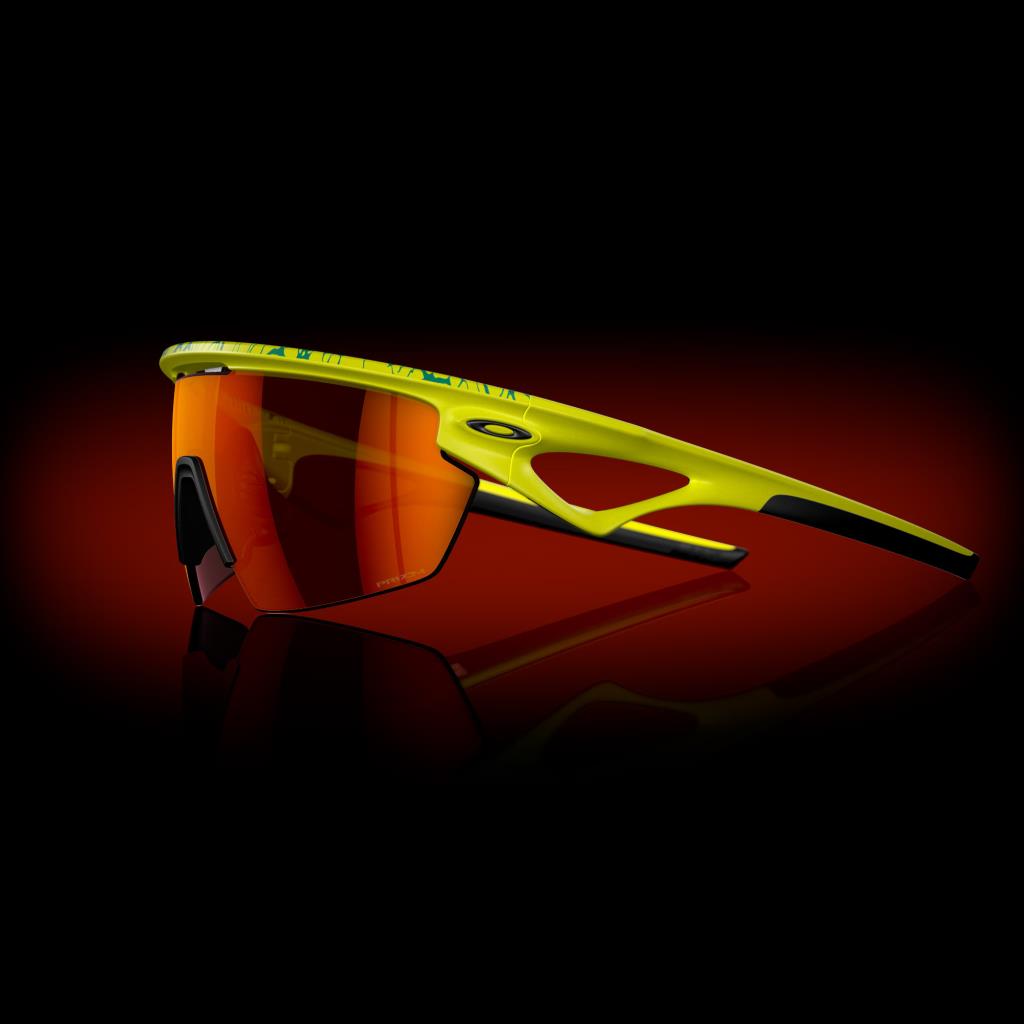 Солнцезащитные очки Oakleyt Sphaera 940314 матовые теннисные мячи желтые CLST Neuron Prizm Ruby