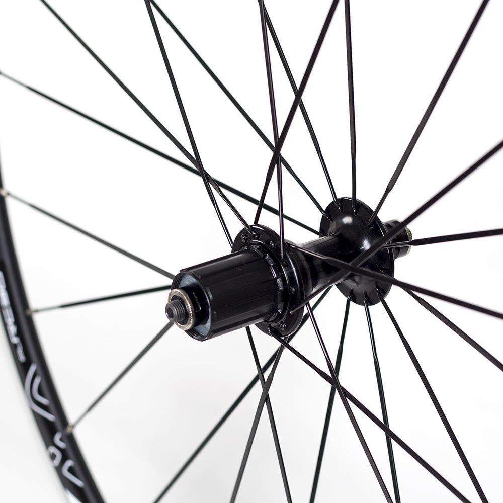 PLUS PL-RC30 BEARING ROAD BIKE WHEEL SET