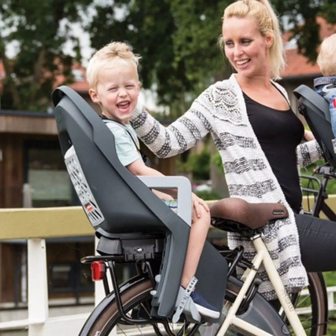 Polisport Guppy Maxi Plus CFS Arka Bagaj Bağlantılı Çocuk Koltuğu