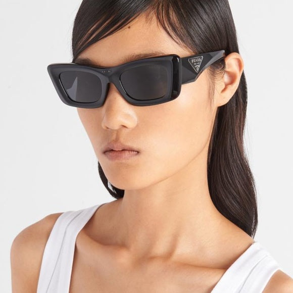 Солнцезащитные очки Prada 0PR13ZS 1AB550 Черные Темно-Серые 50 Экартман