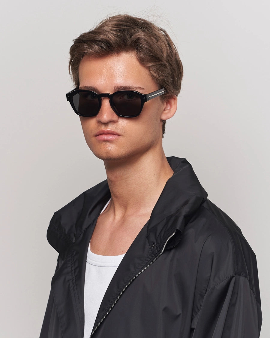 Prada Polarize Güneş Gözlüğü 0PR A16S 52 Ekartman 16K04D Black Green Polar