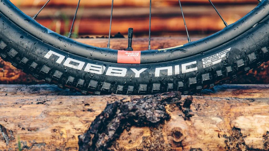 Schwalbe Nobby Nic Performance 27.5X2.25 Bicycle Tire Tubeless Ready TwinSkin