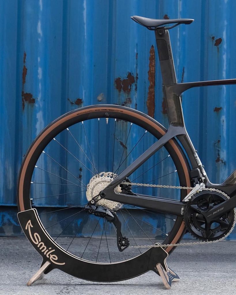 Шоссейный велосипед Scott Foil RC 30 2023 модельный карбоновый