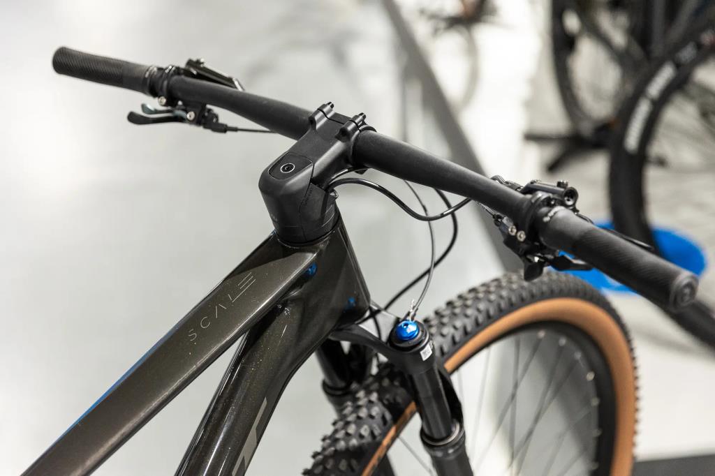 Scott Scale 925 Carbon Mountain Bike 2024 290169