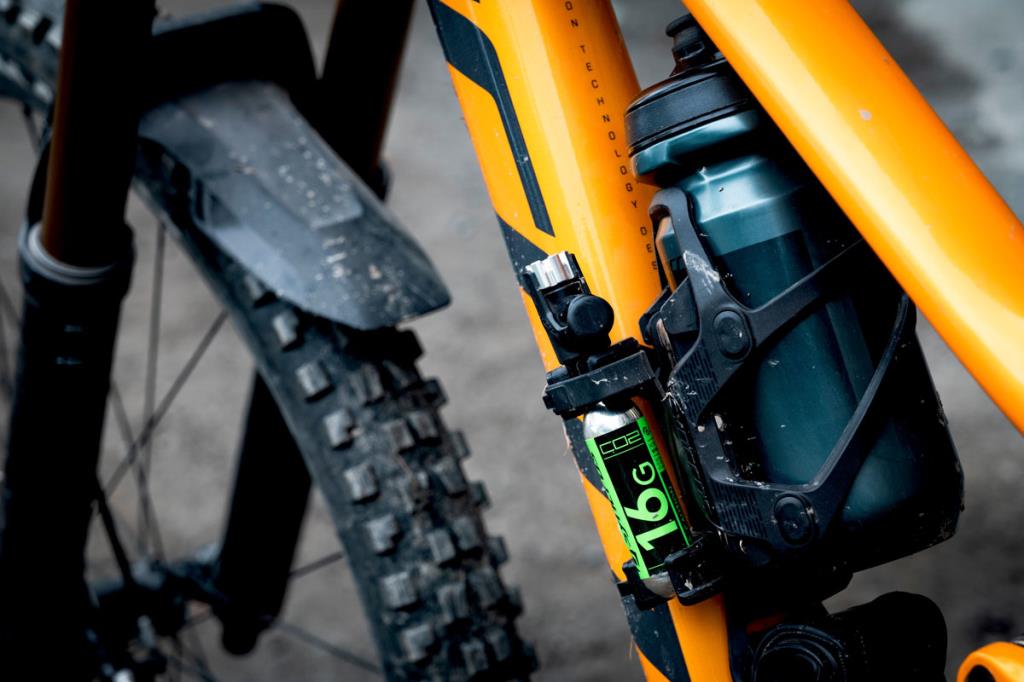 Syncros Tailor Cage IS Bottle Cage CO2/MultiTool Bicycle Bottle Cage