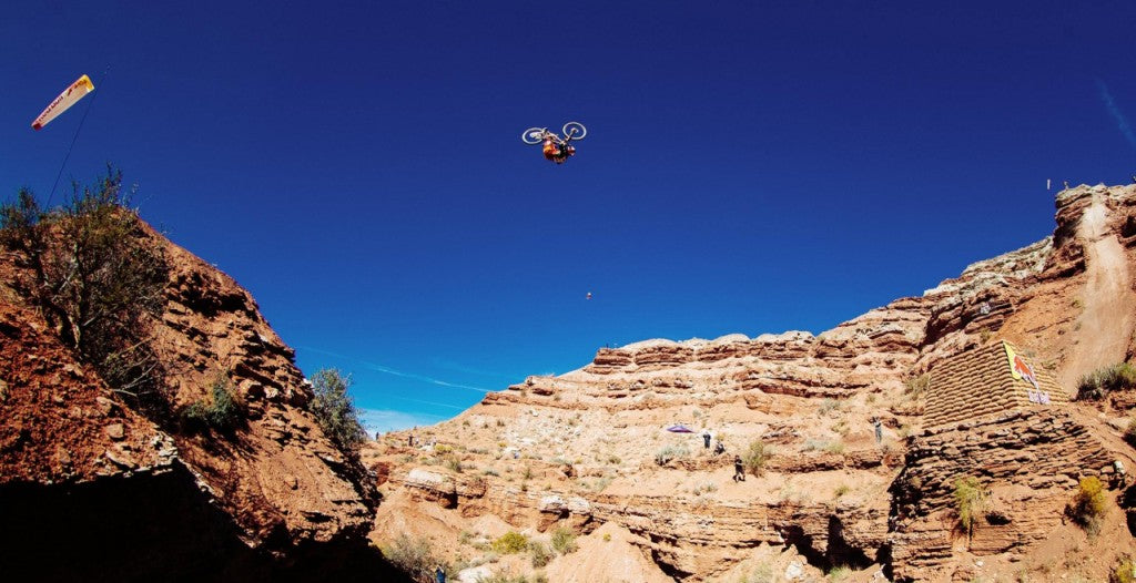 YT Tues 27.5 CORE 1 Freeride Downhill Mountain Bike 2026