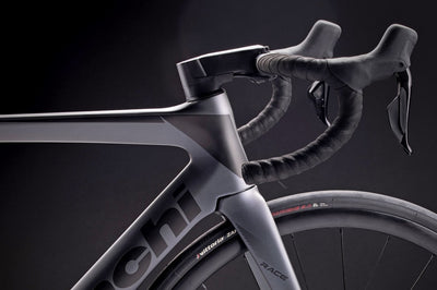 Bianchi Oltre Race 105 DI2 Karbon Yol Bisikleti 2026 YTB37
