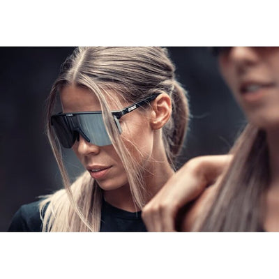 Солнцезащитные очки BLIZ Hero Nano Optics Nordic Light, матовая черная оправа Begonia с синими мультилинзами ZB70100242