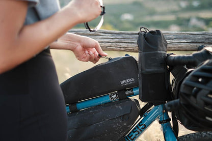 Brooks Scape Top Tube Long Kadro Üstü Uzun Çanta 1.5LT Siyah