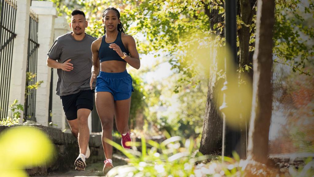 Garmin Forerunner 570 Advanced GPS Running Akıllı Saat Siyah 47mm 010-02971-00