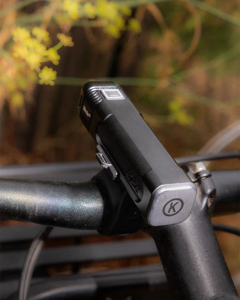 Knog Blinder 700 & Square Usb Şarjlı Ön Arka Aydınlatma Seti FST-416