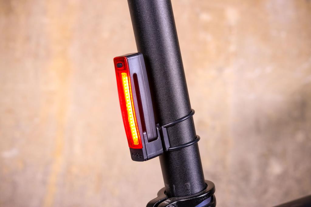 Knog Blinder Plus USB аккумуляторный задний фонарь для велосипеда STP-212 