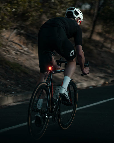 Knog Blinder X Şarlı Arka Stop Lambası STP-225