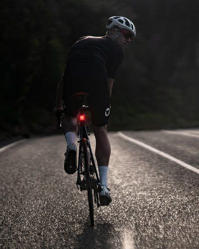 Knog Blinder X Şarlı Arka Stop Lambası STP-225