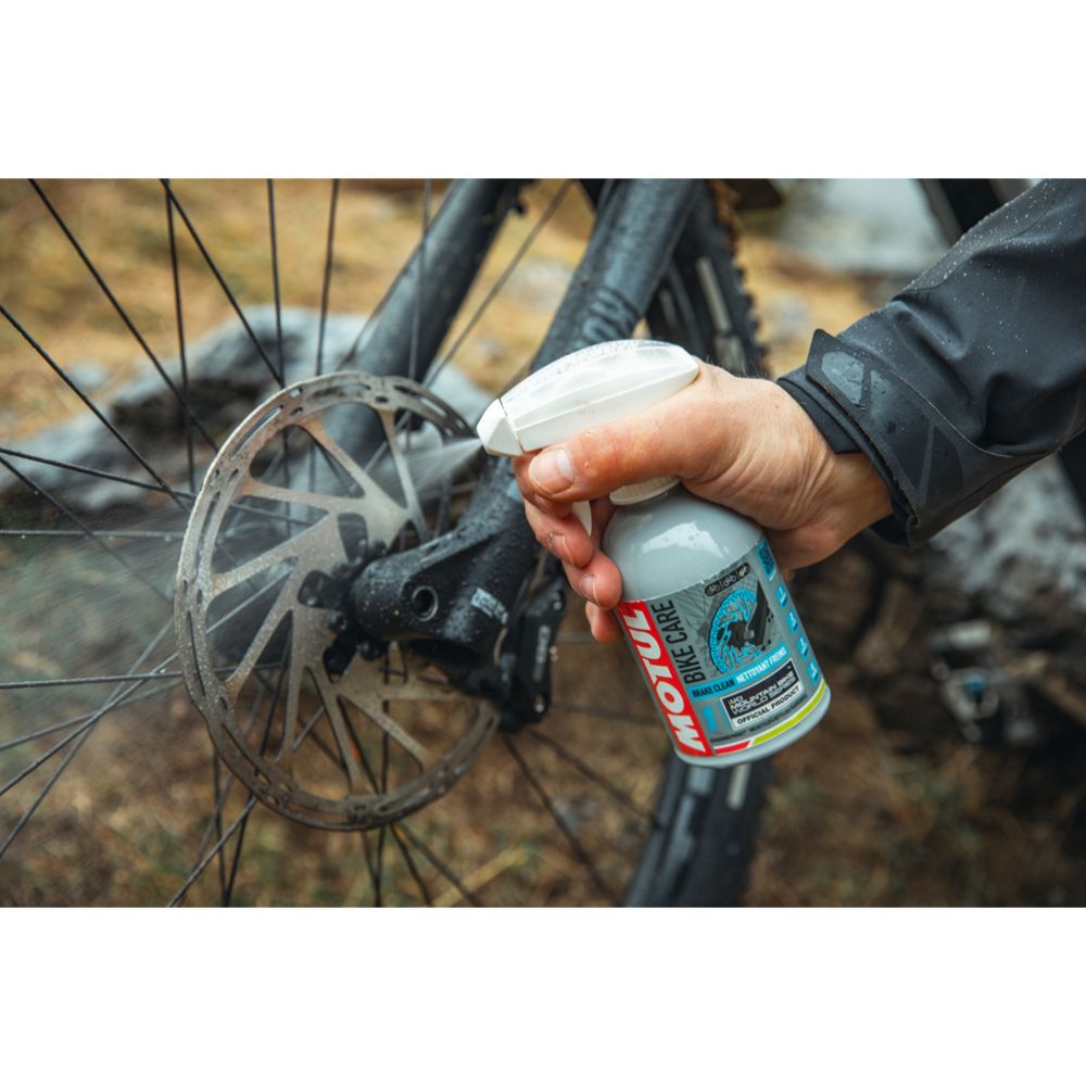 Motul Brake Clean Tour De France Onaylı Fren Aksamı Temizleme Spreyi 300ML 111408 - Görsel 4