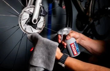 Motul Brake Clean Tour De France Onaylı Fren Aksamı Temizleme Spreyi 300ML 111408 - Görsel 6