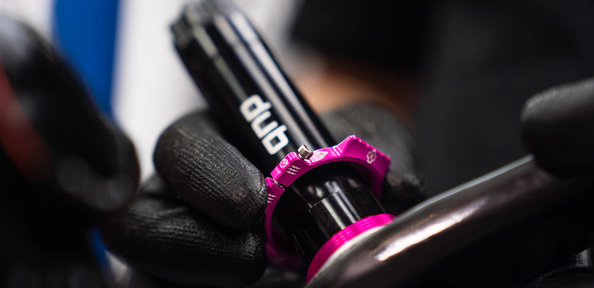 Muc-Off DUB Orta Yatak Gerdirme Kiti | Multicolor