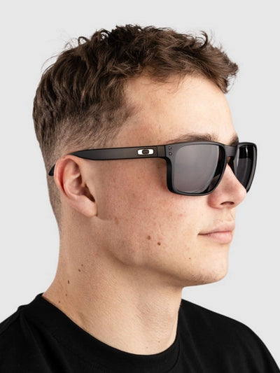 Oakley Holbrook XXL 61 Ekartman Güneş Gözlüğü 948706 Matte Black Camo Prizm Ruby