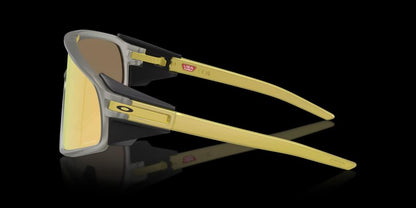 Oakley Latch Panel Sunglasses 940424 Matte Grey Ink Prizm 24K