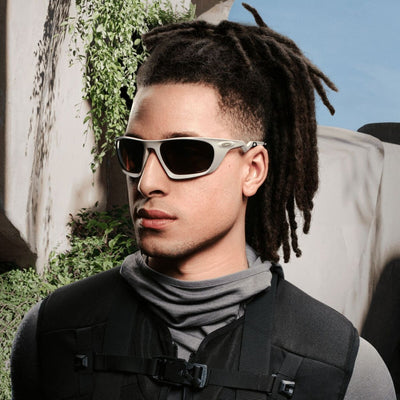 Солнцезащитные очки Oakley Lateralis 943104, матовый оливковый цвет, Prizm Ruby 