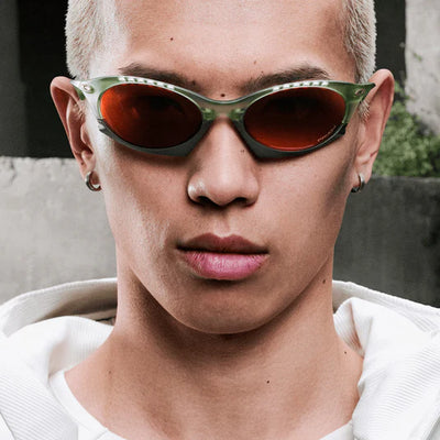 Солнцезащитные очки Oakley Plantaris 943702 матовые песочно-призовые коричневые градиентные